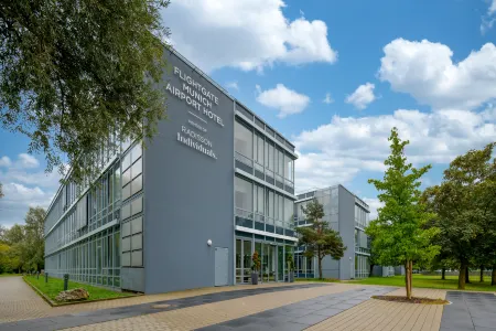 Flightgate Munich Airport Hotel, a member of Radisson Individuals Отели в г. Нойфарн бай Фрайзинг