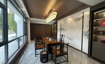 Cuiming Hotel