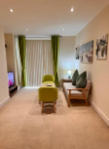 บ้านเดี่ยว 1 ห้องนอน 1 ห้องน้ำส่วนตัว ขนาด  ตร.ม. – เบอร์มิงแฮม ซิตี้ เซ็นเตอร์