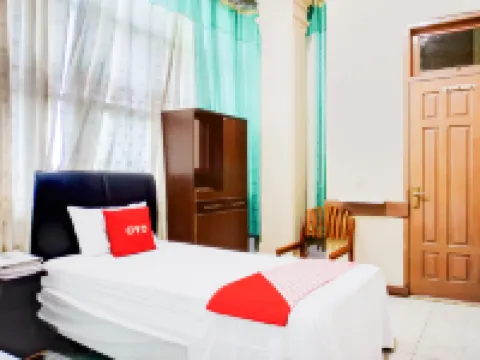 Collection O Darussalam Near Universitas Syiah Kuala Formerly Meurah Mulia Hotels in Banda Aceh