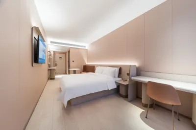 Hanting Hotel Shenzhen Qinghu North Metro Station Branch Hotels in Shenzhen
