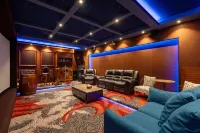 Shanju Xiaoyin Hezetang Culture Hotel