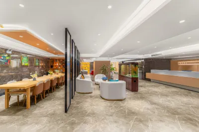 龍谷精品飯店（克拉瑪依烏爾禾店） 白楊河大峽谷附近的飯店