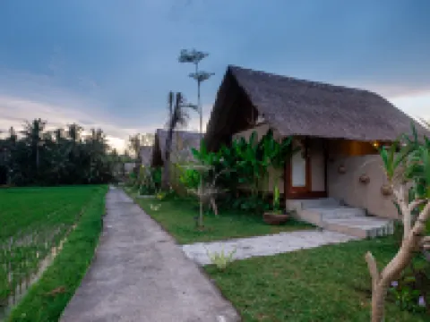 ポンドック マワス Villa Alamanda周辺のホテル