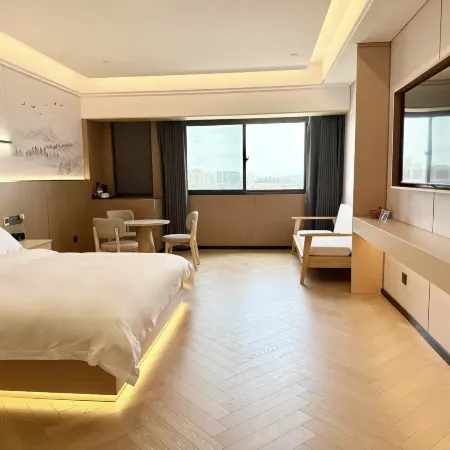 Boman Hotel (Xuancheng Railway Station Guogou Plaza)