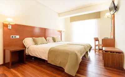 México PR Hotels near San Clemente Residence Hall