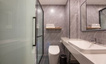 Shell Hotel (Shijiazhuang Zhengding International Airport)