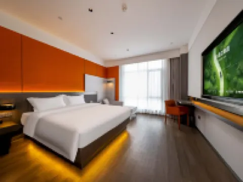 Super8 International Hotel (Goubangzi Station Central Road Branch, Beizhen, Jinzhou) Hotels in Beizhen