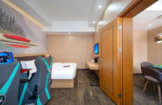 Pipixiong E-sports Homestay (Xiangtan Railway Station)