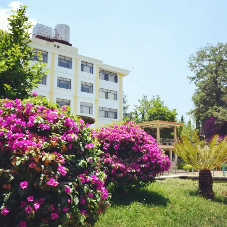 Yunnan Cadre Sanatorium
