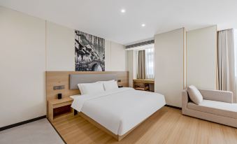 Wanning Holiday Hotel