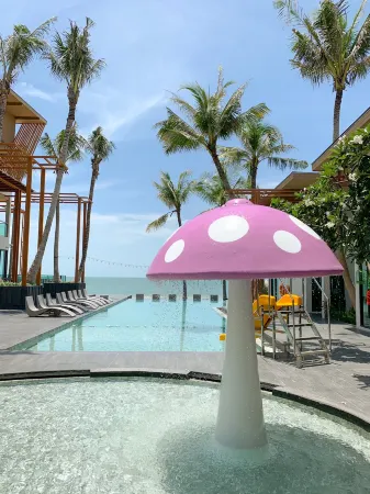 Eco Cozy Beachfront Resort Chaam Отели рядом с достопримечательностью «Simantra Private Villas»