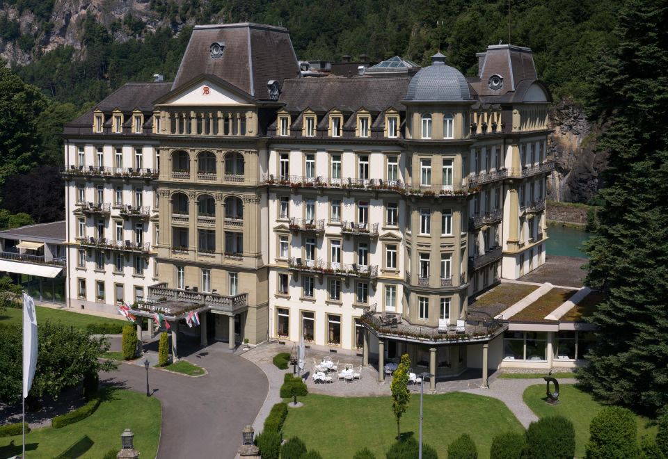hotel overview picture