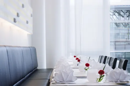 Mövenpick Hotel Stuttgart Airport