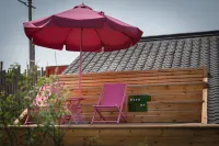 Volga Spruce Courtyard Boutique Hotel - balcon