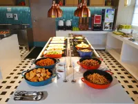 Home2 Suites by Hilton Kaifeng - breakfast