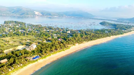 Hoa Loi Resort Отели в г. Шонгкау