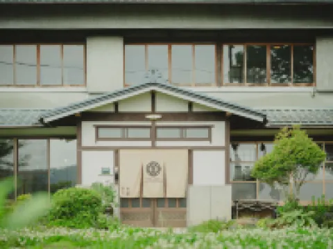 THE LAKE Kawaguchikokurashi Hotels near Saiko Lake