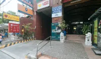 RedDoorz @ The Providence Tower - Gym