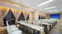 Mizparton Hotel (Enping Jinsha Square) Hotels in Enping