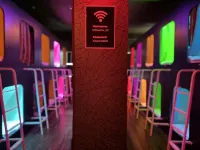 Togayther Hostel Black Hotel in zona Centro Thaniya
