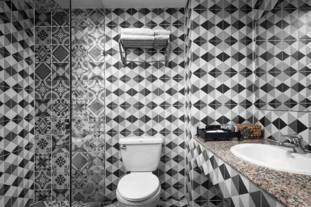 Pacific Hotel Отели рядом с достопримечательностью «Hong Kong Land»