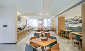 City Comfort Inn (Wuzhou Cangwu New County Third Office Area)