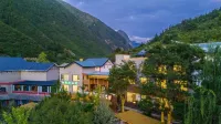 Youyou Holiday Hotel