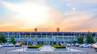 Rongcheng Rezen Manhu Hotel (Rongcheng Station) - Romantisk