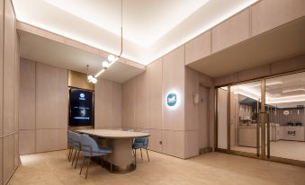 HanTing Hotel (Huangshi Cihu Moer City)