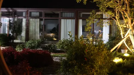 Xiaoman Courtyard-Style Hotel Отели рядом с достопримечательностью «Taishan Palace»