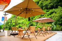 Guangwu Mountain Micang Dao Hotel