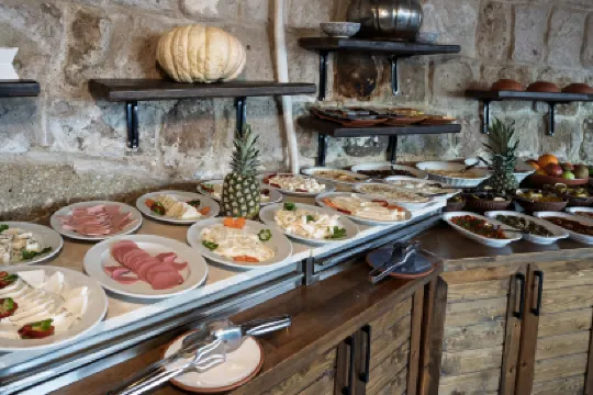 格蘭德卡烏套房酒店