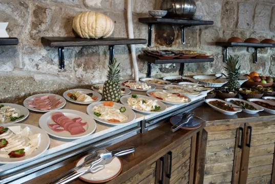 格蘭德卡烏套房酒店