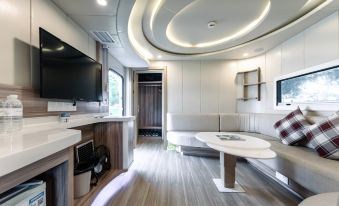 Zhonglv Anaya Jiulong Lake · A.CAMP RV Campground