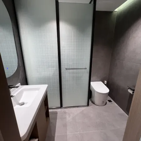 Yanchi Wanyue Crystal Theme Hotel