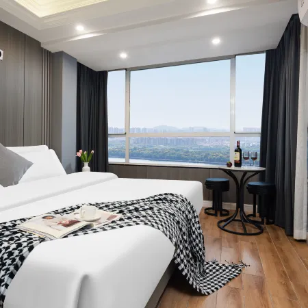 Mujiang Homestay (Changsha IFS Guojin Center Pozi Street)
