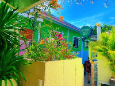 ร็อครีสอร์ท เกาะล้าน โรงแรมในเกาะล้าน