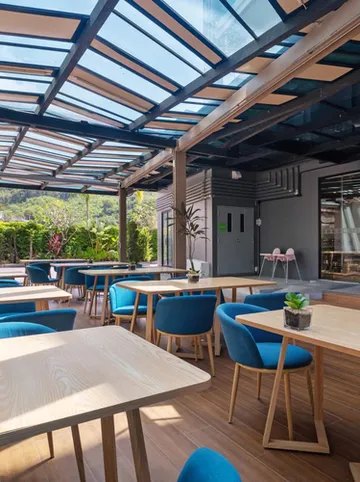 รูปภาพของ1412 Wyndham Gardens คอนโดหรูพร้อมสระว่ายน้ำ