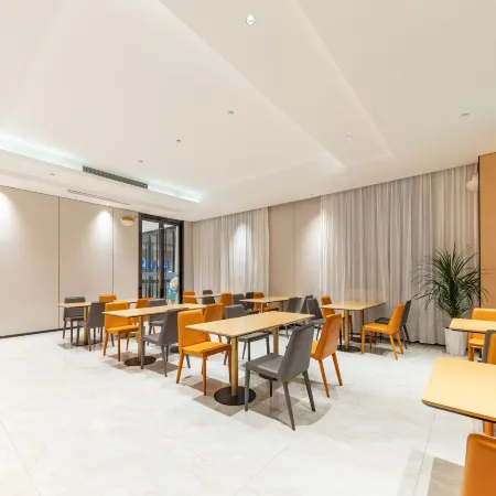 City Express Hotel (Xiaogan Hanchuan Hanzheng Ancient Town Branch)