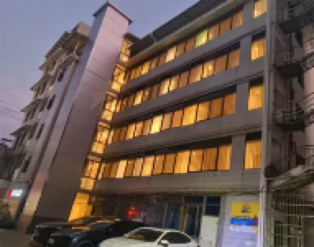 Yuanzhongyuan Hotel Hoteles cerca de ZhongShan Lu BuXingJie