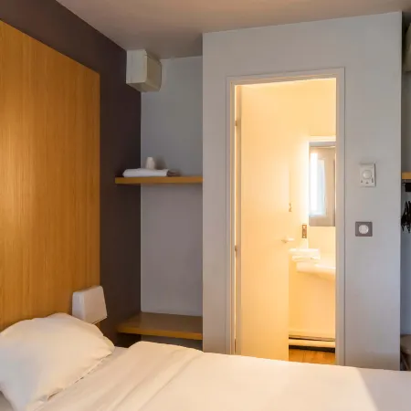 B&B HOTEL Troyes Barberey Отели рядом с достопримечательностью «Стадион «Стад де л’Об»»
