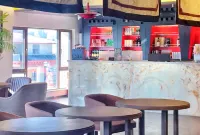 Home2 Suites by Hilton Hotel (Lhasa Municipal Government) - 5-Star