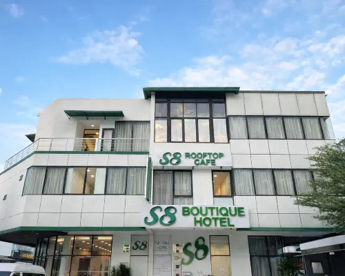 S8 Boutique Hotel Near KLIA 1 & KLIA 2 Hotels in Dengkil