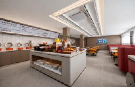 Borrman Hotel (Zhanjiang Dingsheng Plaza North Railway Station)