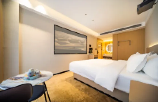 景漫ホテル 雅安 沿江公園周辺のホテル