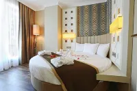 The Grand Mira Business Hotel Hotels near Pendik Metro Station