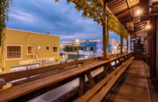 BarraCuda Den (previously known as Jono's Place) Hotels near Timba Timba Island