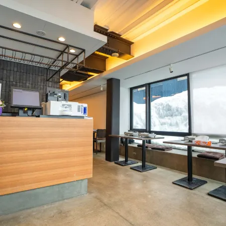 MATTHEW SUITES HOTEL