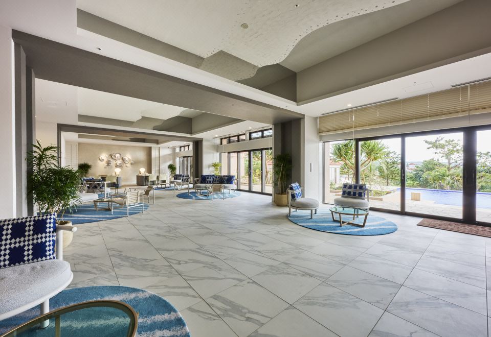 Hotel Shigira Mirage Beach Front